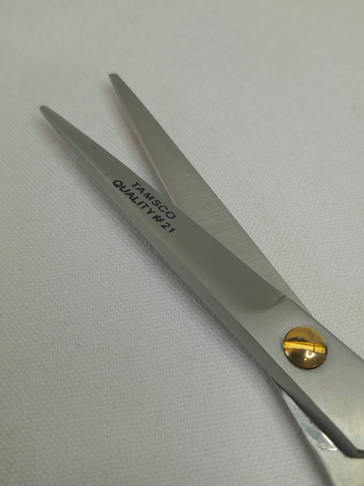 Hair Dressing Medium Grade Shears 5" (from USA)