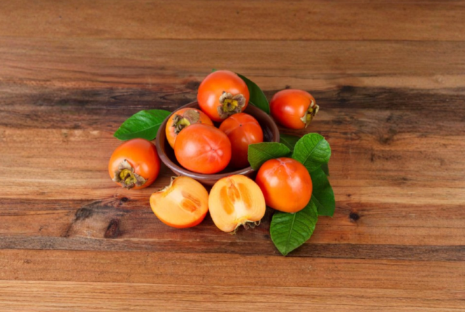 Kaki Persimmon Cuttings 5 Pack Diospyros kaki Grafting Scion Wood for Home Orchard Growing