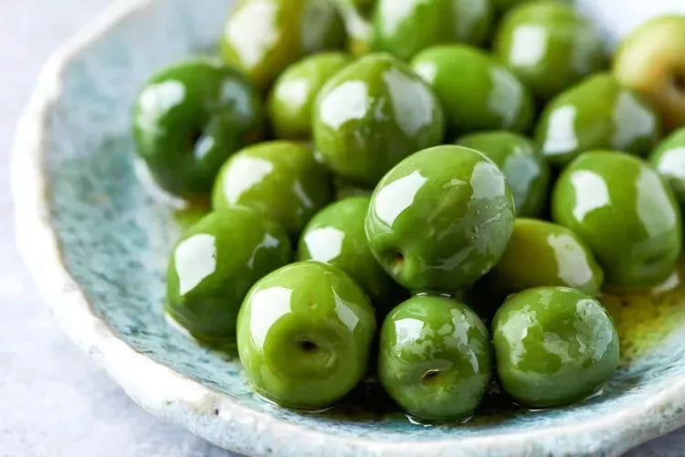Castelvetrano Olive - 10 Seeds - Ideal for Garden Planting - Olea europaea