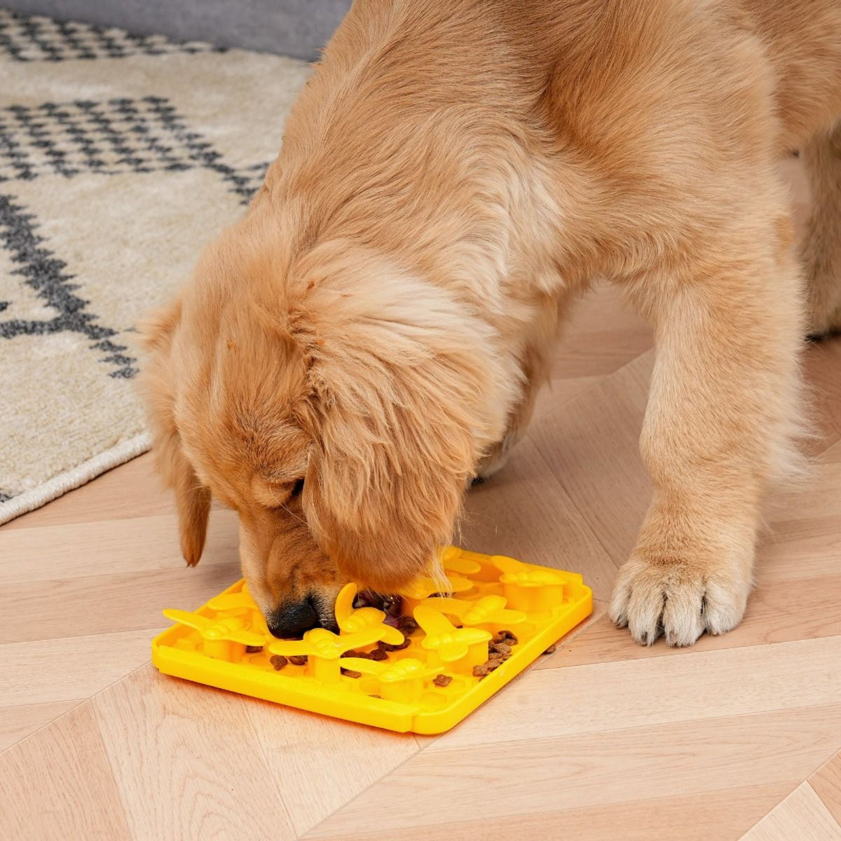 Tall Tails Dog Foraging Mat Busy Bee