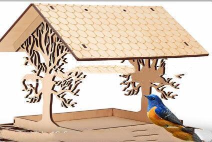 Rustic Woodland Hanging Bird Feeder - Charming Outdoor Garden Decor