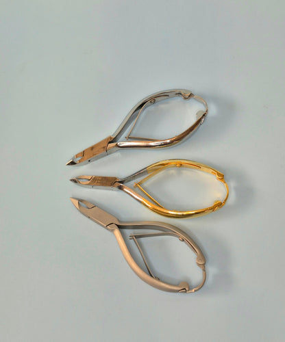 Acrylic Nippers 4" (3 options)