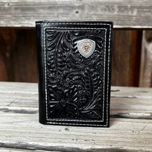 Black Floral Trifold | Ariat