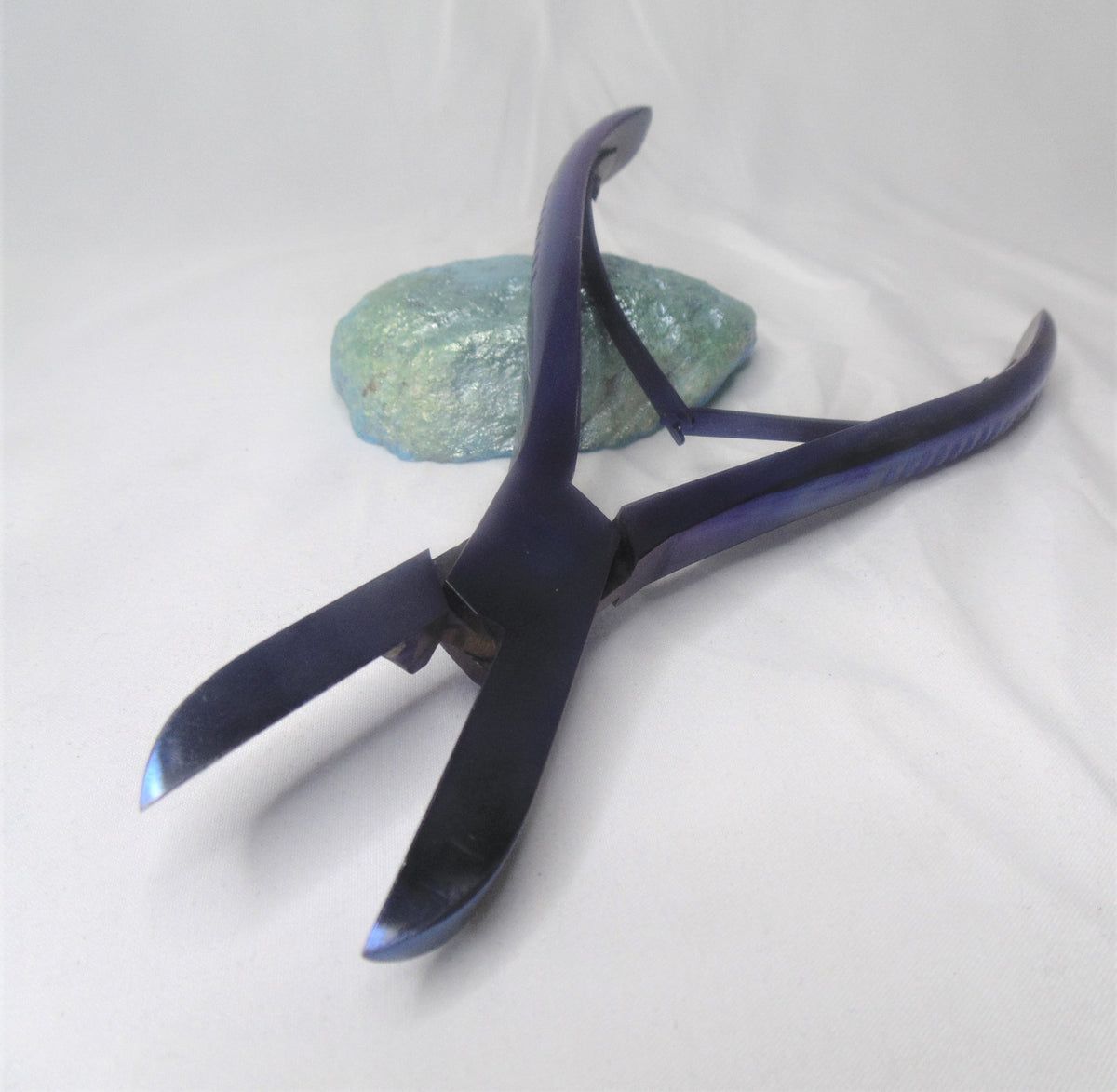 Titanium Coral Cutter 8"
