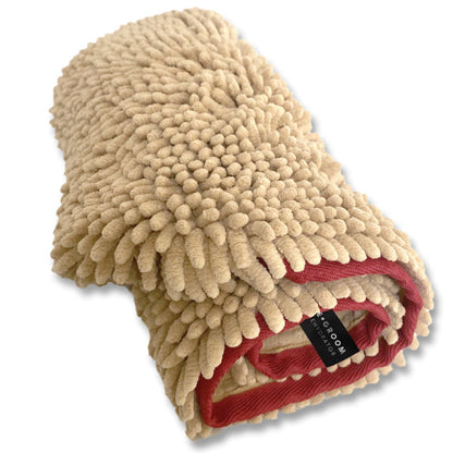 THE TOWEL Microfiber Dog & Cat Drying Towel — Hand Pockets, Odor-Resistant & 7× Water Absorbent