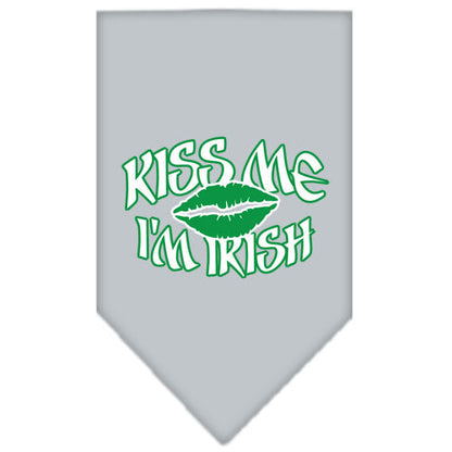 Pet and Dog Bandana Screen Printed, "Kiss Me I'm Irish"