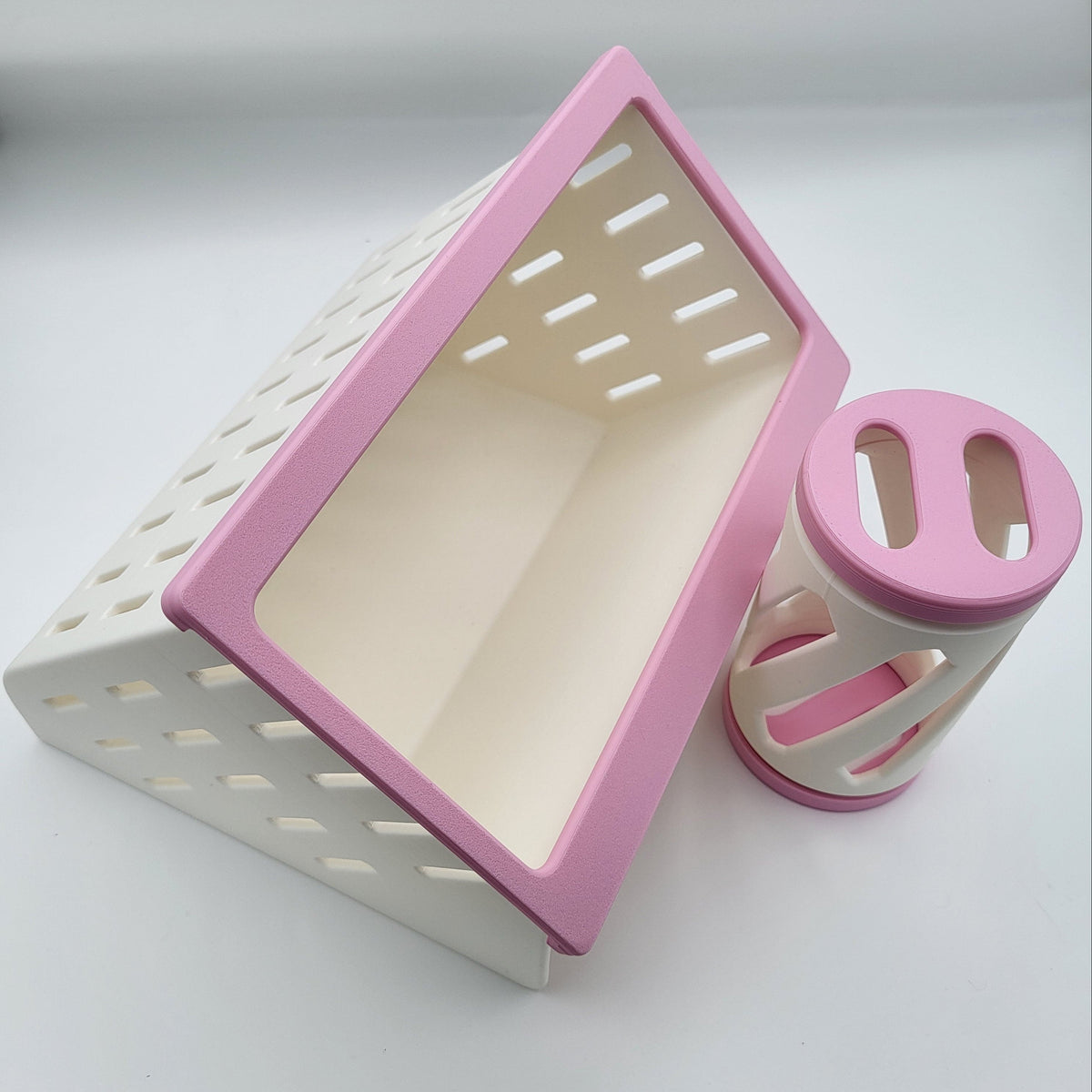 The Open Air Hay Feeder and Hay Roller Bundle