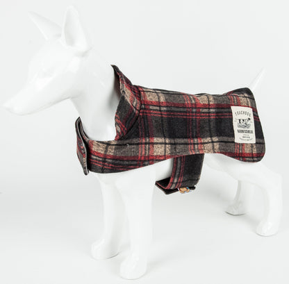 Touchdog ® 2-In-1 Tartan Plaid Dog Jacket and Matching Reversible Dog Mat